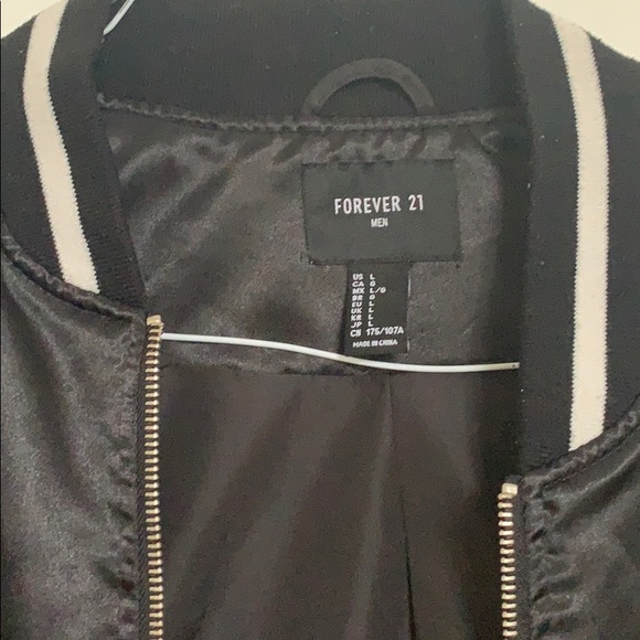 Forever 21 Bomber Jacket - Picture 4 of 4
